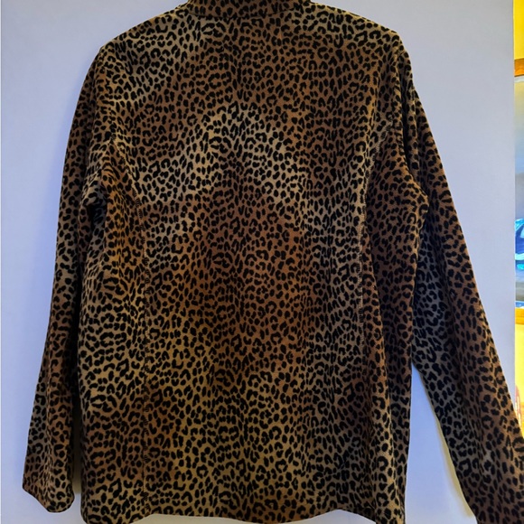 Ladies Land’s End 1/4 leopard print fleece pullover. Size L (14-16). EUC. - Picture 4 of 7